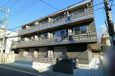 【マンションタイプ】重量鉄骨造の３階建マンションタイプ！
