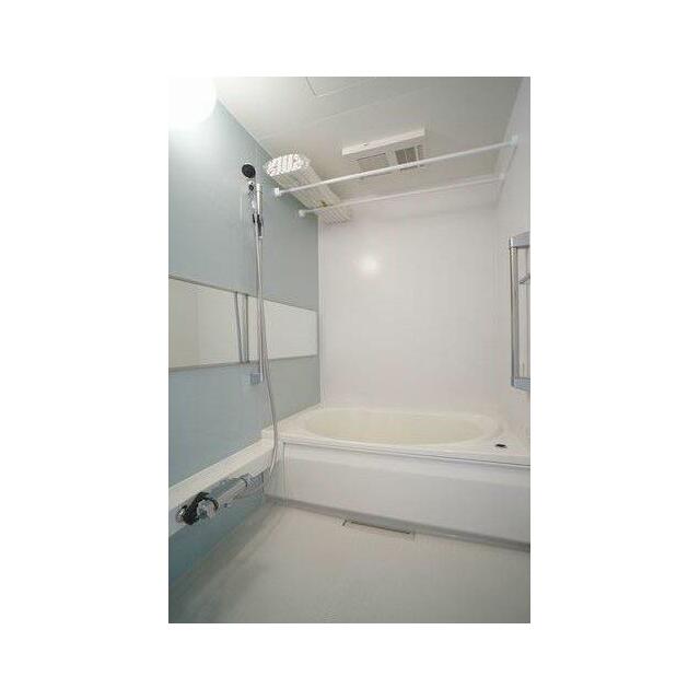 冷めてしまった湯船もすぐにあったかく！浴室追焚機能付☆サーモスタットで温度調整も楽々♪雨の日も安心…