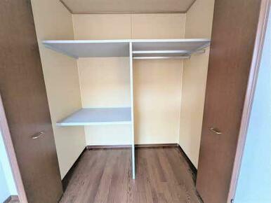 南洋間収納