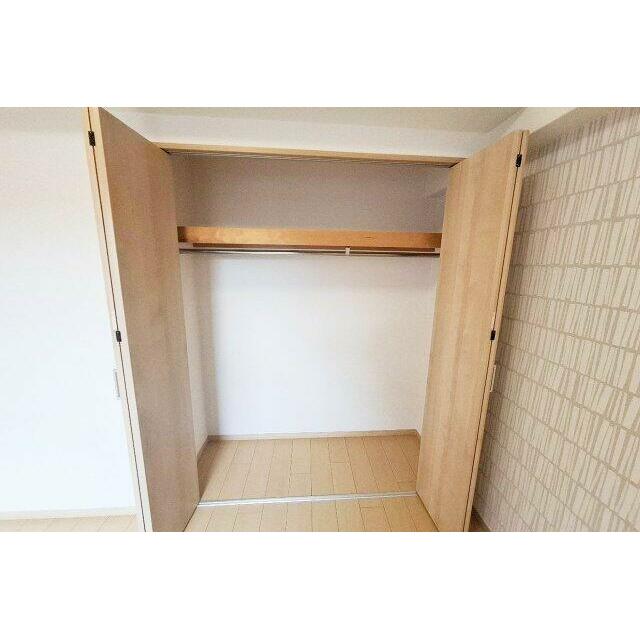 洋室1のクローゼット
