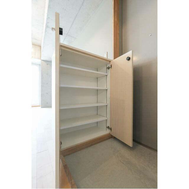 シューズボックス