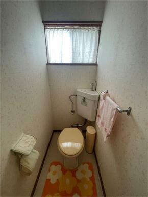 ２階トイレ