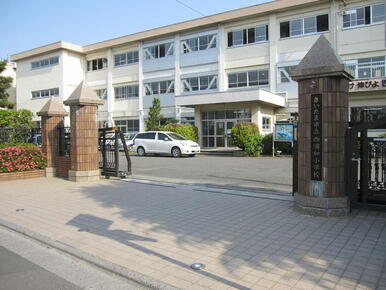 さいたま市立西浦和小学校