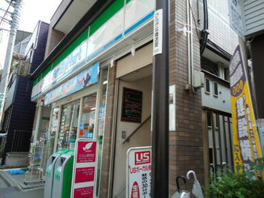 ファミリーマート鈴木石川町店