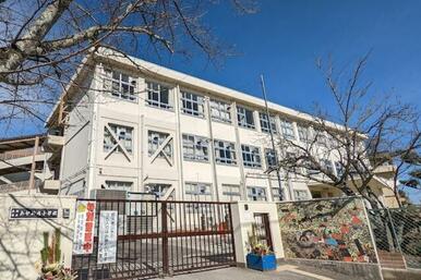 奈良市立あやめ池小学校