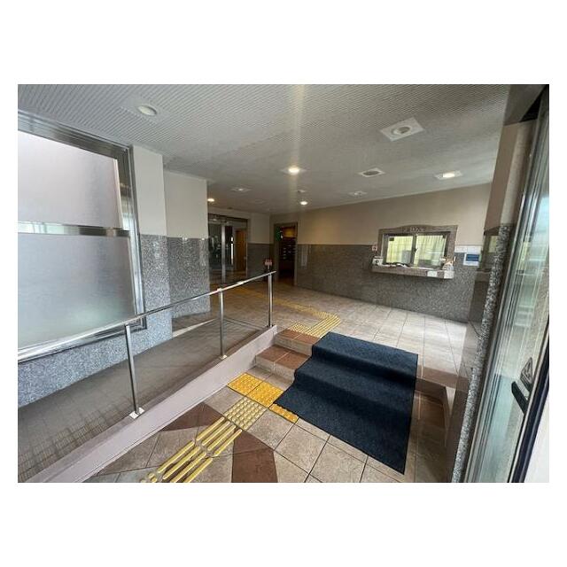 エントランス（2）