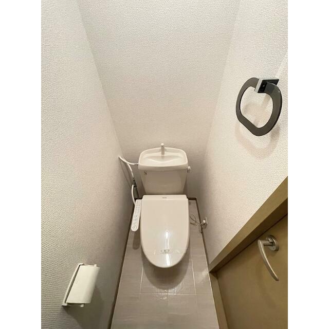 もちろんウォシュレット付きです