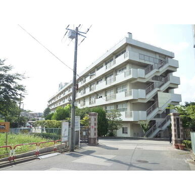 東浦和中学校