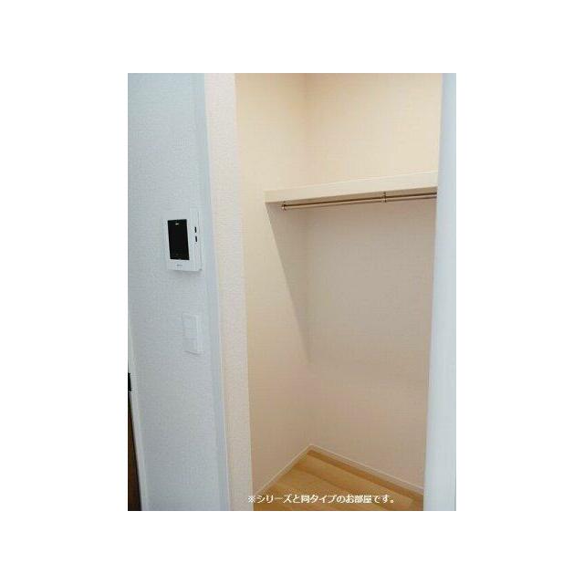 小物を収納するのに便利です