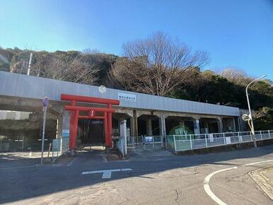 JRrさん栗林公園北口駅さん