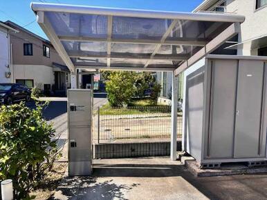 宅配ボックス・駐輪場