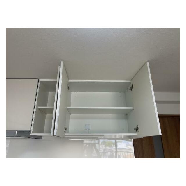 キッチン「吊戸棚」