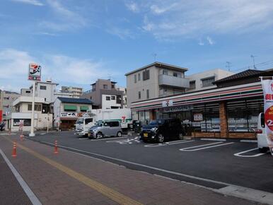 セブンイレブン呉市本通５丁目店