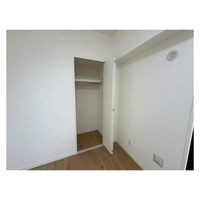 洋室2クローゼット