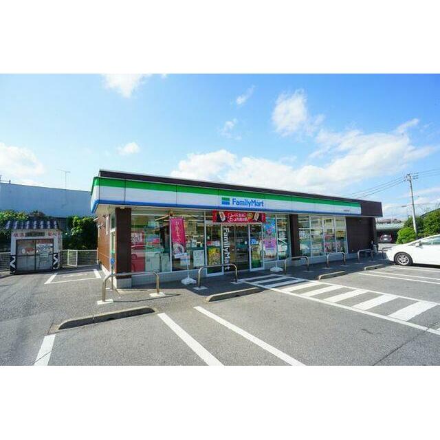 ■周辺施設■　ファミリーマート宇都宮野沢店まで徒歩１０分（７３０ｍ）