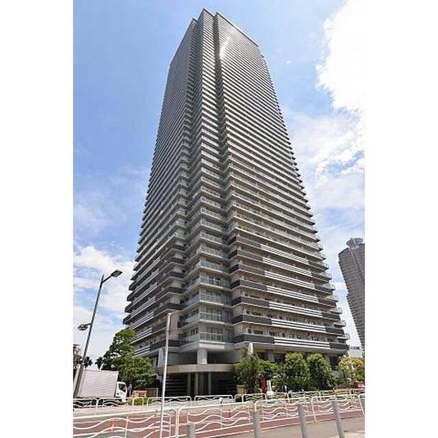 Ｗ　Ｃｏｍｆｏｒｔ　Ｔｏｗｅｒｓ　ＥＡＳＴ