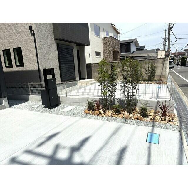 外観・植栽（2号棟）
