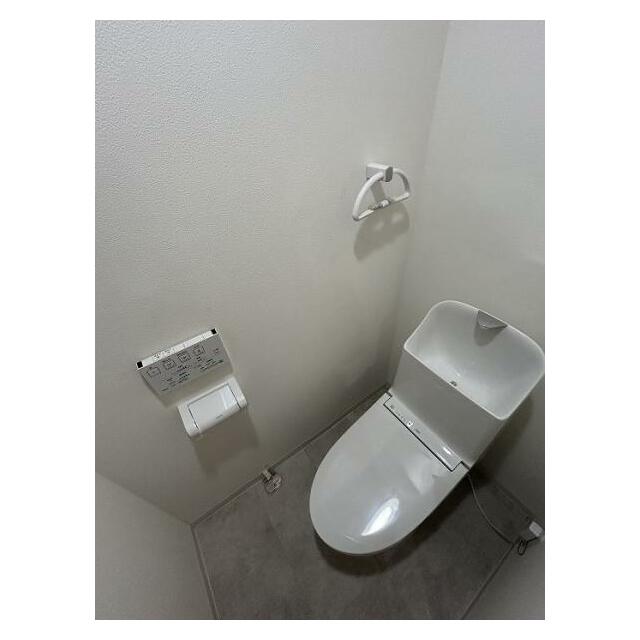 「トイレ」新品交換済みです。