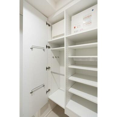 シューズボックス