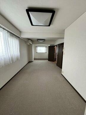 12.3帖もある洋室です