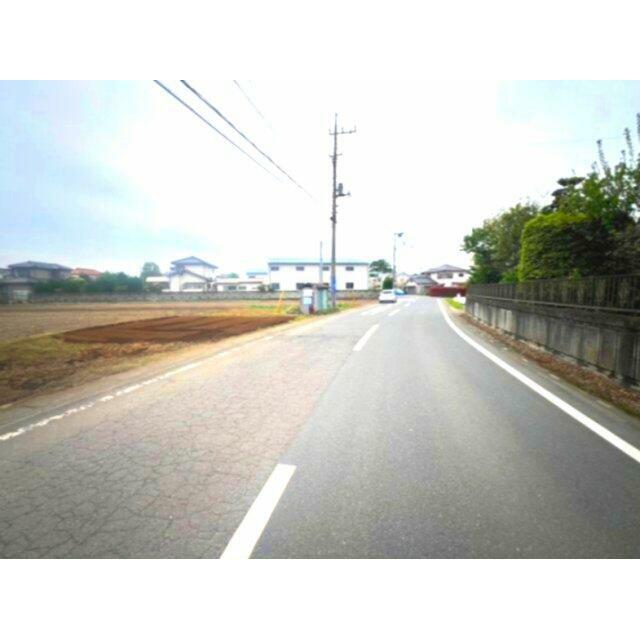 前面道路　幅約８ｍ