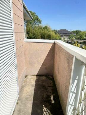 ベランダは?さめですが、外を眺めるには最適♪