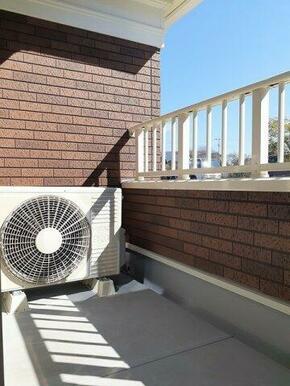 陽当たり良好なバルコニーです