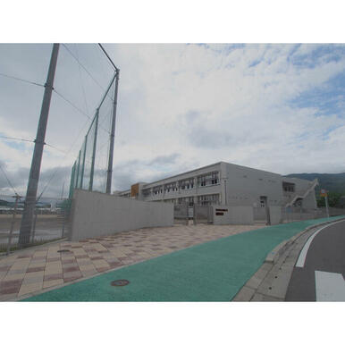 大町町立小中一貫校大町ひじり学園小学部