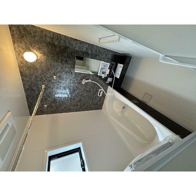 お風呂で疲れを洗い落として心地よく1日終了（4号棟）