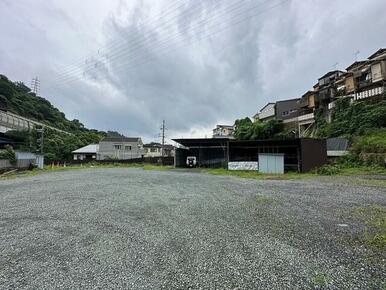 対象土地面積約２４０坪　資材置場としても最適