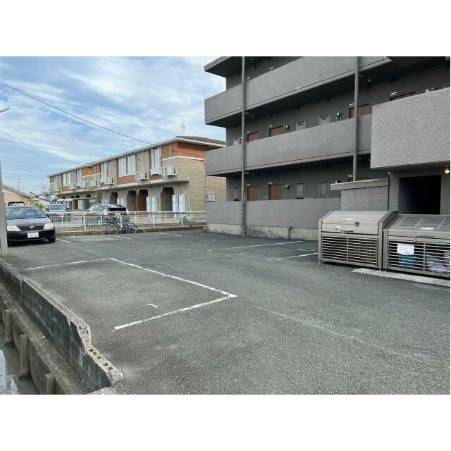 敷地外駐車場の場合がございます