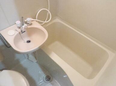 ※別号室の写真になります。