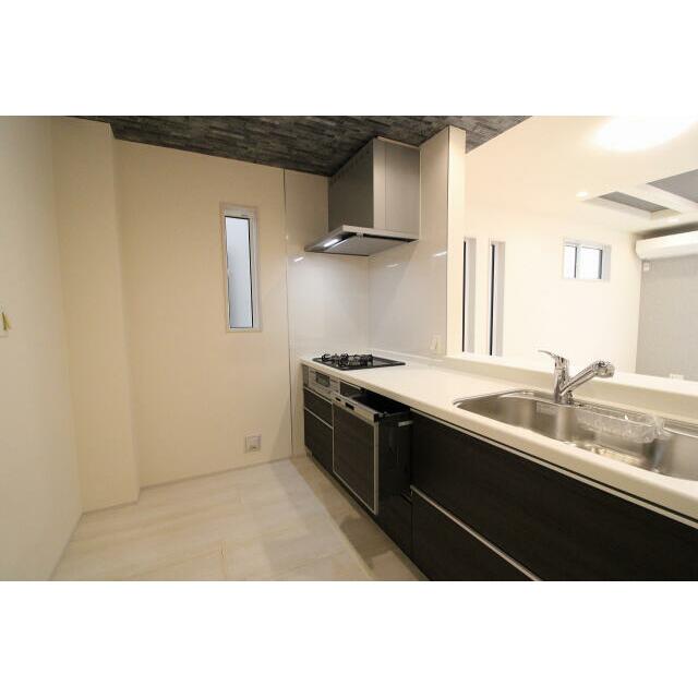 2号棟 キッチン（2025年11月撮影）