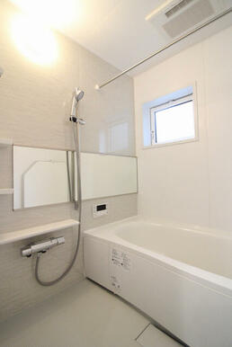 2号棟 浴室（2025年11月撮影）