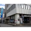 銀行