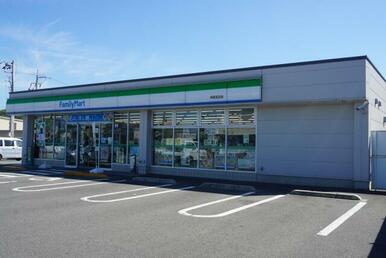 ファミリーマート