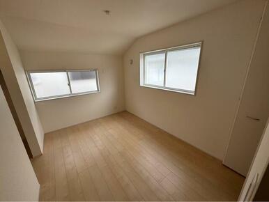 多目的に活用できる洋室（2号棟）