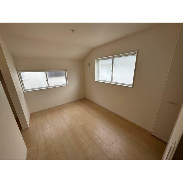 多目的に活用できる洋室（2号棟）