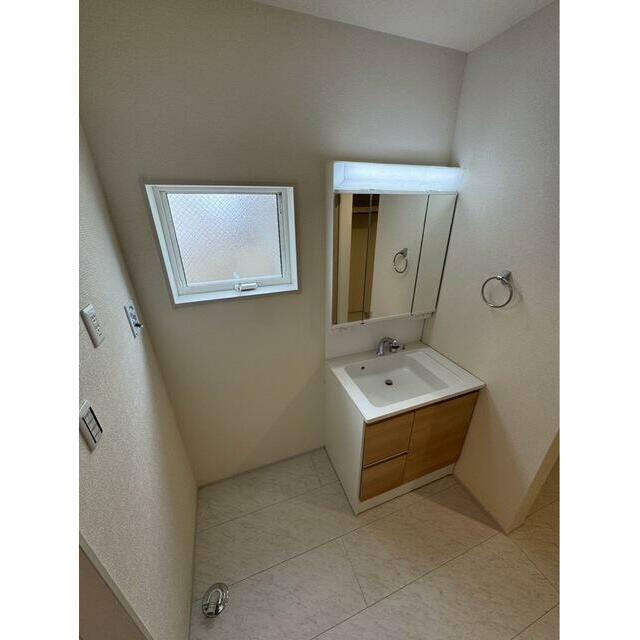 毎朝の寝癖チェックもおまかせ（2号棟）