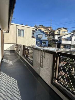 2階バルコニー