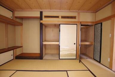 消耗品のストックなど、使い方様々な収納スペース！