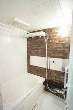 浴室換気乾燥機付きで雨の日の強い味方です。