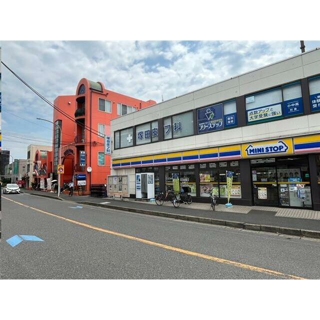 ミニストップ塚田駅前店