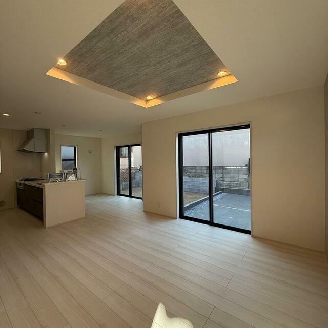 長い時間を過ごすリビングだから自分らしいスタイルを演出したい（1号棟）