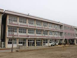 下稲吉東小学校