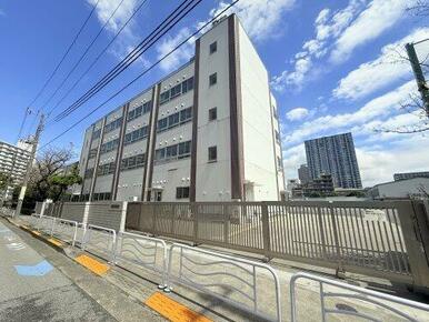 江東区立東雲小学校