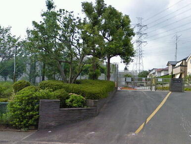 横浜市立嶮山小学校