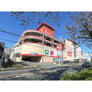 島忠ホームズ　大和店