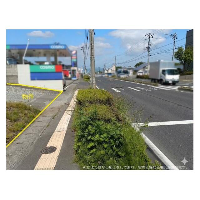 前面道路はゆりの木通りです。大通り沿いですが、駐車スペースが広いので入りにくいことは有りません。