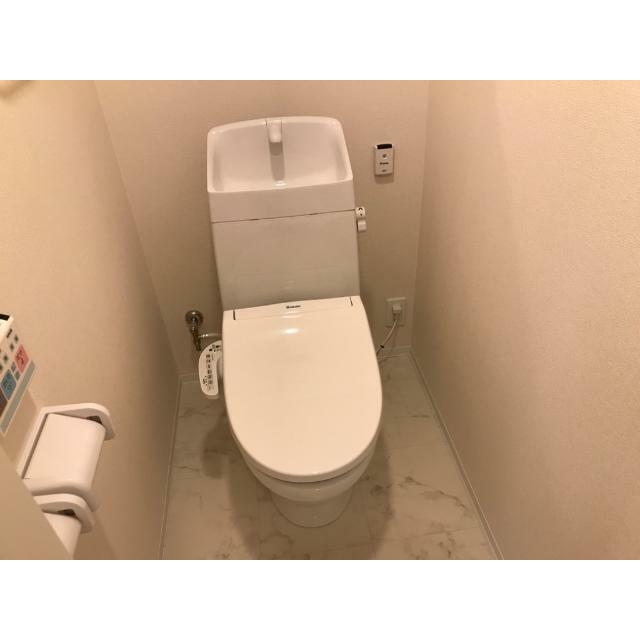 シャワー付トイレ